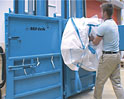 Recycling big bags in a Baler Model 306